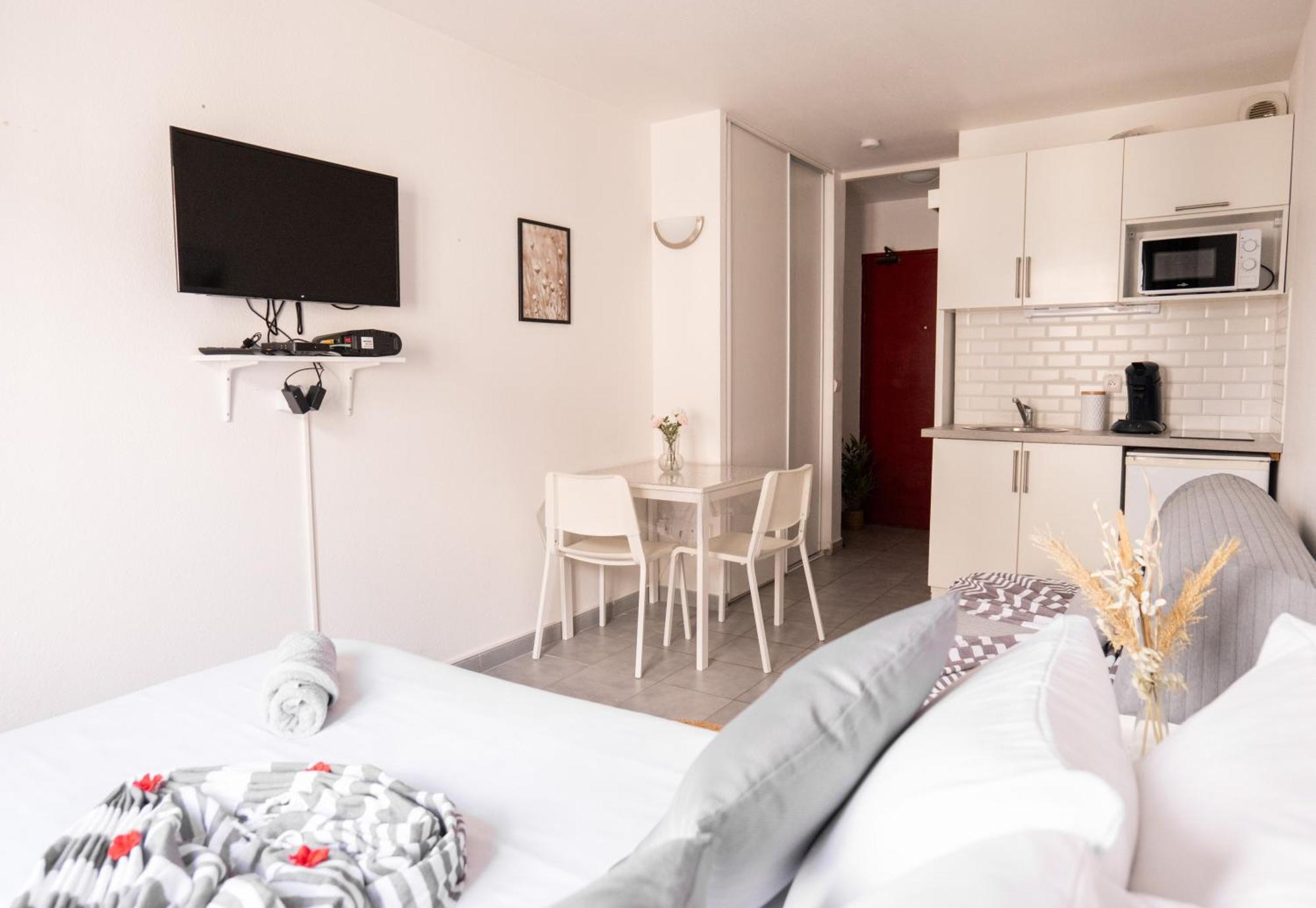 Cosy Appartement - 4 Personnes - Disneyland & Paris Bussy-Saint-Georges Esterno foto