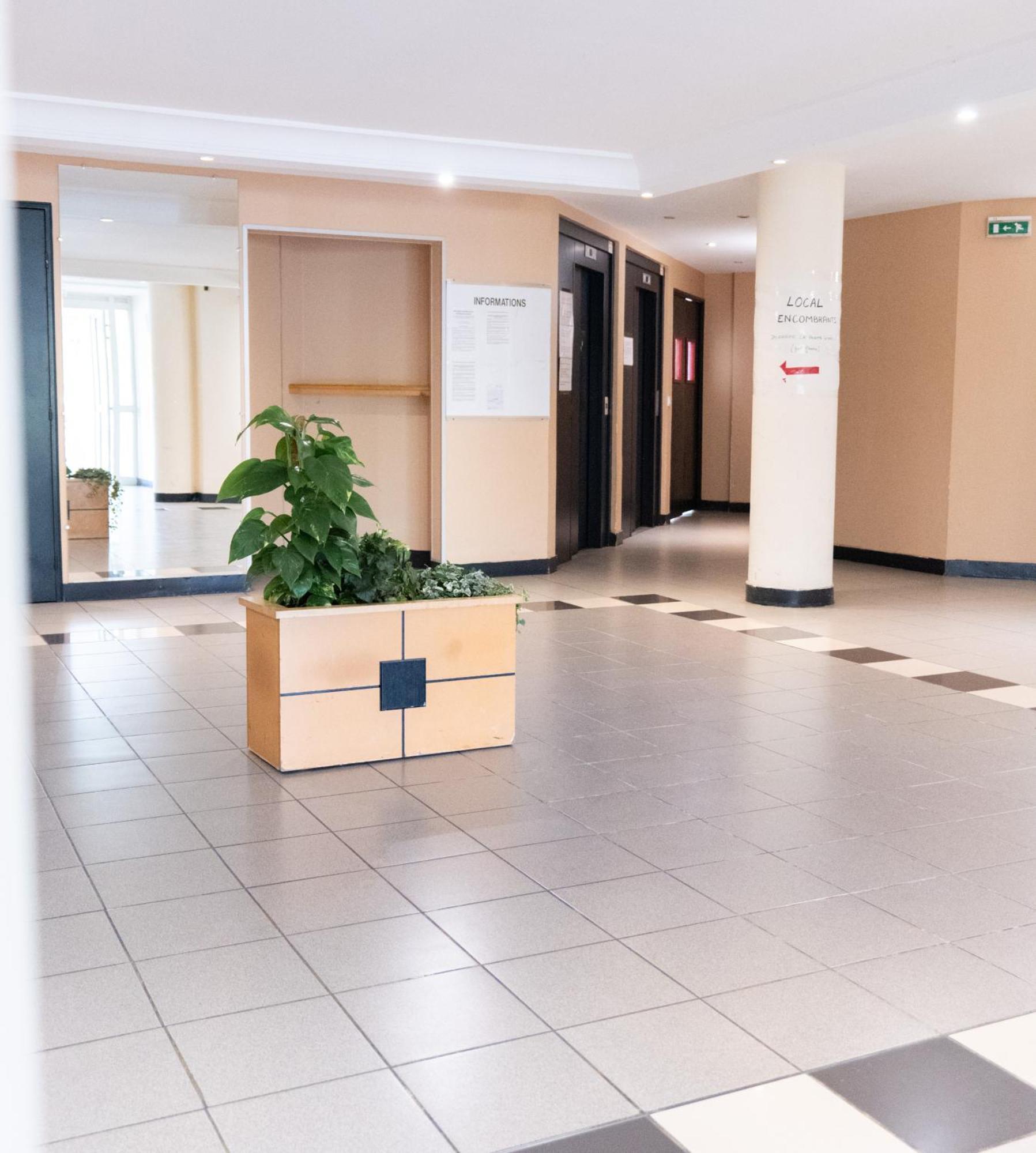 Cosy Appartement - 4 Personnes - Disneyland & Paris Bussy-Saint-Georges Esterno foto
